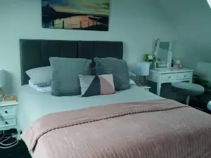 Stunning Riverside Town House with Views Ayrshire