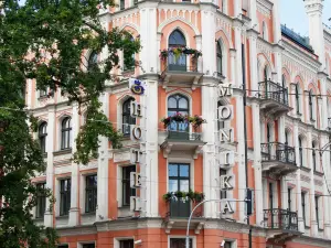 Monika Centrum Hotels