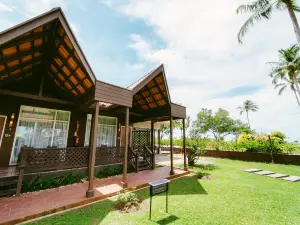 Borneo Beach & Mangrove Resort