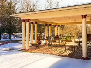 โจเซฟ แอมเบลอร์ อินน์