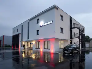 Glassy Hotel, the Originals City, Marne-la-Vallée Est, Meaux