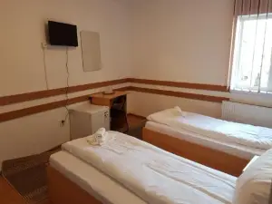 Piete Targuri Si Oboare