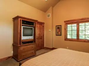 Clearwater Cottage 87 at Tamarack Resort by Casago McCall - Donerightmanagement