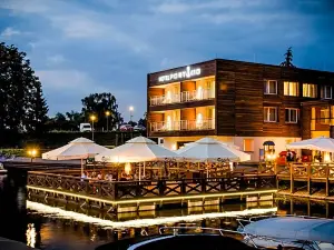 Hotel Port 110
