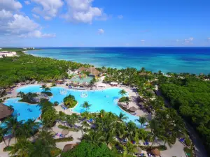 Grand Palladium Colonial Resort & Spa - All Inclusive