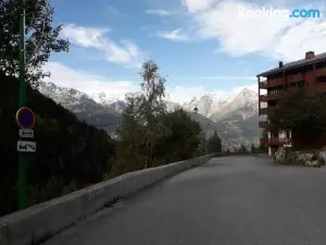 Magnifique Studio au Pied du télécabine d'Arrondaz et des Pistes de Ski