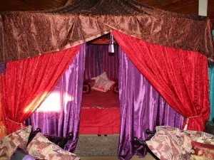 Pyramids Motel