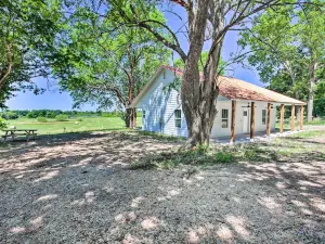 Stylish Lake o the Cherokees Cabin with Patio!