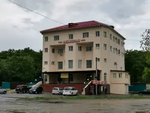 Admiral Hotel