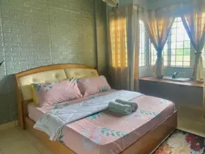 TamanKu Homestay BMLR LFV03