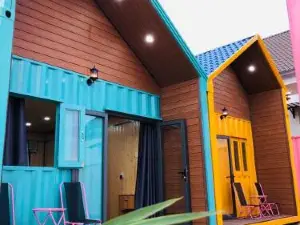 Hồ Tràm Pink house