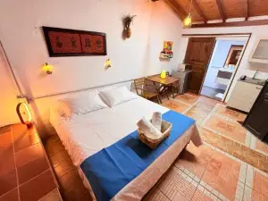 Compostela cabana Privada (Private Cabin for Rent)