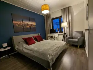 Wonderful and Spacious City Center Apartment - Own Carpark