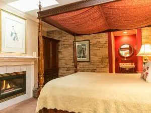 Hidden Garden Cottages & Suites