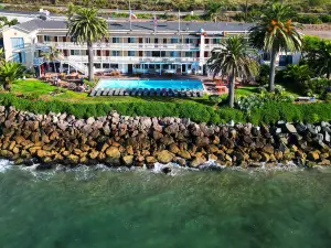 Cliff House Inn