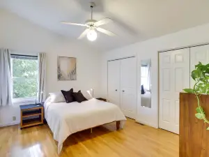 Modern and Spacious Home - 6 Mi to Dtwn South Bend