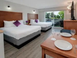 Coast Metro Vancouver Hotel