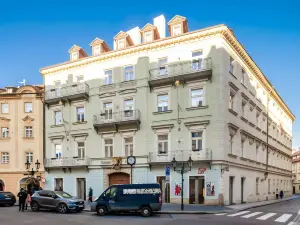 Golden Angel Suites by Adrez