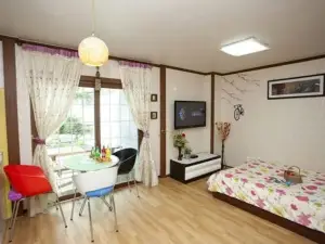 Miryang Iris Pension