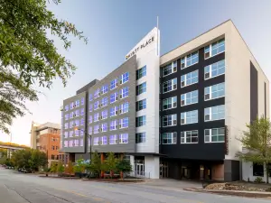 Hyatt Place Greenville Downtown