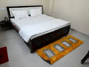 Hotel Dakshit Inn