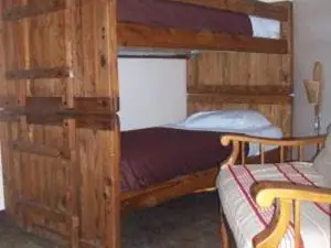 Winterplace Condos - Ski in Ski Out E104