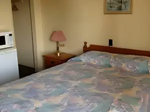 Bridgewaters Inn