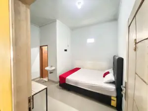 RedDoorz @ Kay Residence Waydadi Lampung