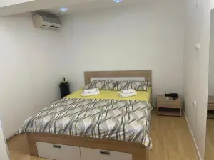 Sunrise Apartment