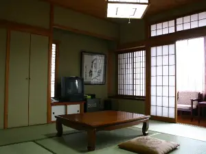 TSUKIMI旅館