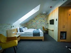Eleven Business & Sport Hotel
