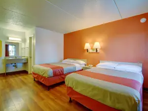 Motel 6 Chicopee, MA - Springfield