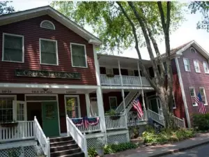 Green Tree Inn