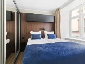 At Old Town Aparthotel