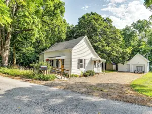 Peaceful Franklin Cottage ~ 1 Mi to Downtown!