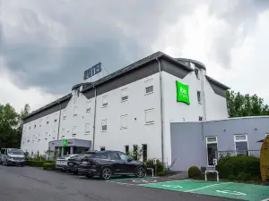 宜必思尚品沙勒羅瓦機場 Aero 44 飯店