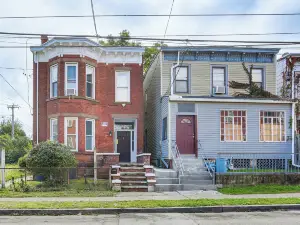 探索與工作！華盛頓高地的時尚複式公寓