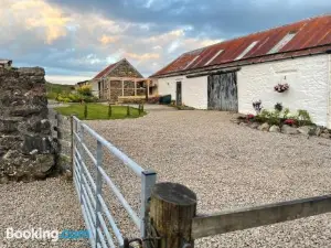 Garrison of Inversnaid Farm with Hot Tub