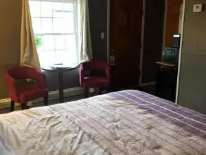 Oakes Oramel Inn