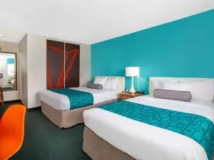 Howard Johnson by Wyndham Colorado Springs