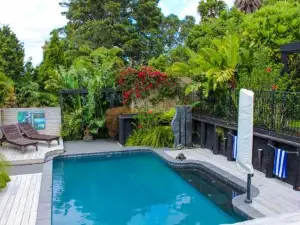Amazing Kiwi Lodge