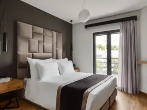 Luxurious Apt in the Athenian Riviera