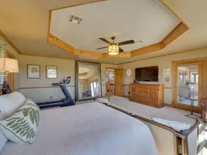 Wagoner Vacation Rental on 20 Acres w/ Horse Ranch