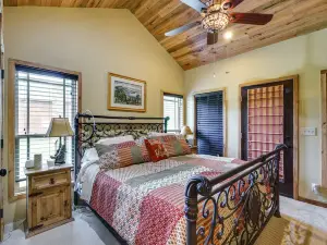 Spacious Riverfront Cabin Near Local Attractions!