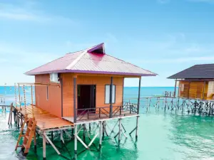 Derawan Fisheries Cottage