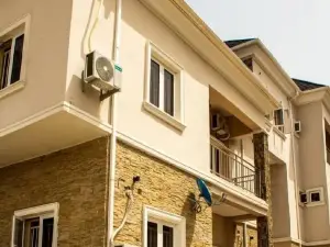 Hilton Summer Apartments