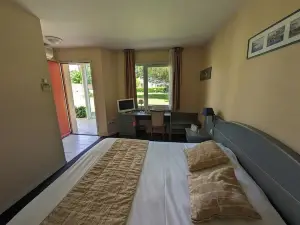 Hotel l'Océane Angers Parc Expo