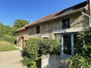 Comfortable vacation home near Vézelay
