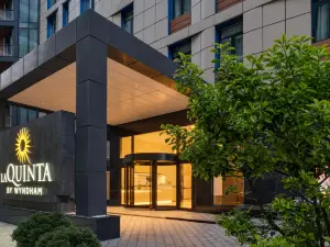 La Quinta by Wyndham Batumi