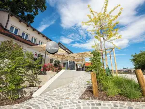 ฟานิ & โรซิ B&B